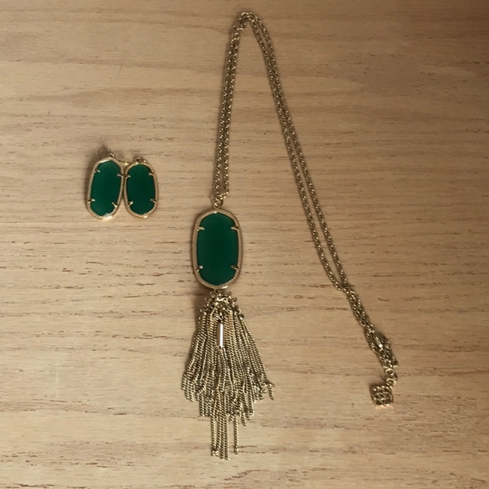 Kendra Scott necklace & Ellie gold earrings
